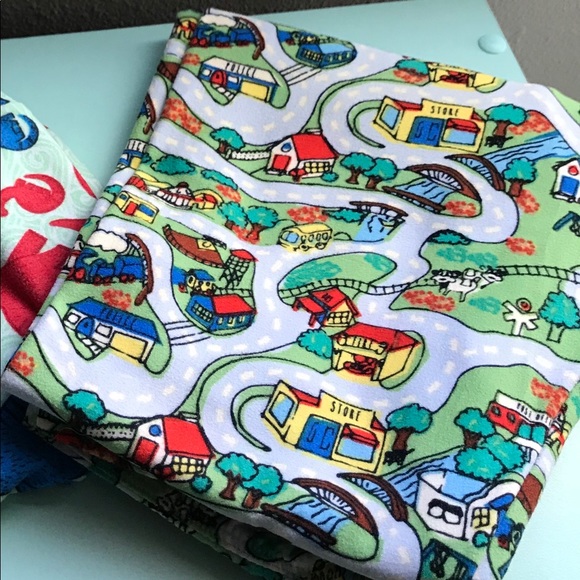 Lularoe OS Road Map Leggings - Picture 1 of 3